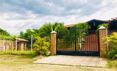 CASA CAMPESTRE EN VENTA EN LA VIRGINIA RISARALDA