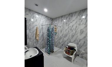 VENTA DE CASA DE DOS PISOS EN ZONA ORIENTE DE MONTERIA