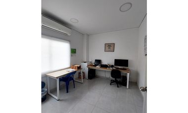 VENTA DE CASA DE DOS PISOS EN ZONA ORIENTE DE MONTERIA