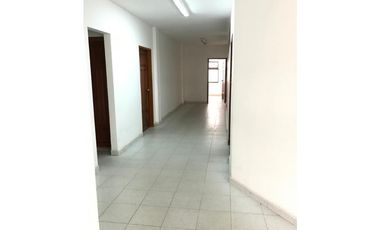 VENTA DE EDIFICIO BIFAMILIAR  EN ZONA  CENTRO DE  MONTERIA