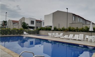 CASA EN VENTA EN JILGUERO DE CIUDAD COUNTRY CALI - JAMUNDI