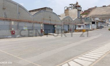 Venta de Local industrial en Ventanilla Oportunidad unica!