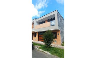 EN ARRIENDO CASA CERCA AL CENTRO COMERCIAL VIVA LA CEJA- Agua fresca