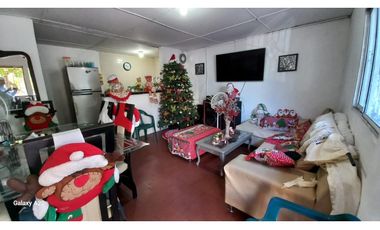 Amplia  Casa en VENTA Barrio El Recreo 