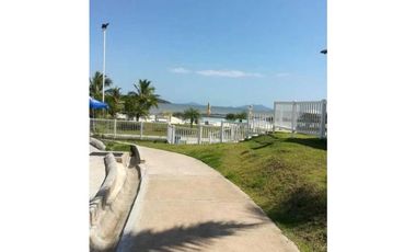 ALQUILO CASA AMOBLADA EN ARRAIJAN PLAYA DORADA PH LAS OLAS 3R (DMFS)
