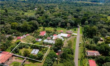 Se vende lote en Nuevo Emperador