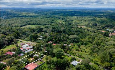 Se vende lote en Nuevo Emperador