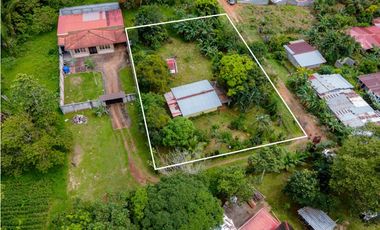 Se vende lote en Nuevo Emperador