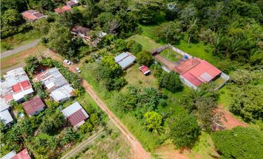 Se vende lote en Nuevo Emperador
