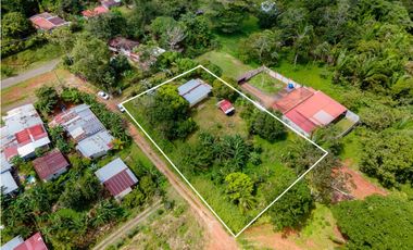 Se vende lote en Nuevo Emperador