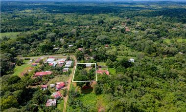 Se vende lote en Nuevo Emperador