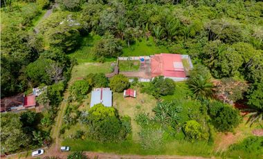 Se vende lote en Nuevo Emperador