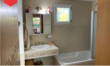 CASA EN VENTA (Calle 35 e/28 y 30)