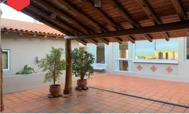 CASA EN VENTA (Calle 35 e/28 y 30)