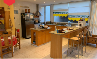 CASA EN VENTA (Calle 35 e/28 y 30)