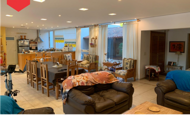 CASA EN VENTA (Calle 35 e/28 y 30)