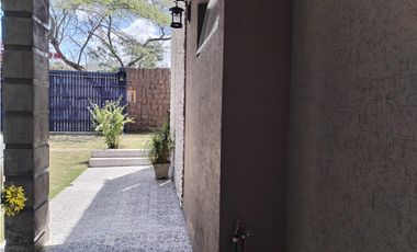 Nayón, Casa en Renta, 240m2, 2 Habitaciones