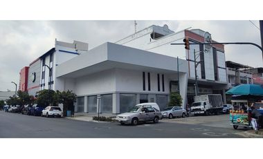 LOCAL COMERCIAL DOS NIVELES MS TERRAZA CALLE AYACUCHO