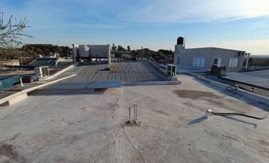 Casa con Departamento en venta en Victoria