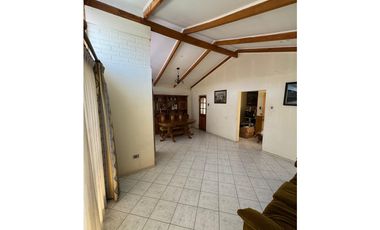 SE VENDE AMPLIA PROPIEDAD CON EXCELENTE UBICACION CENTRO COPIAPO