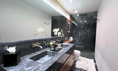 PH en Venta – Lomas de Bezares