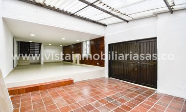 Arriendo Casa Comercial en el Sector de La Camelia, Manizales