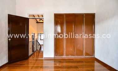 Arriendo Casa Comercial en el Sector de La Camelia, Manizales