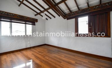 Arriendo Casa Comercial en el Sector de La Camelia, Manizales