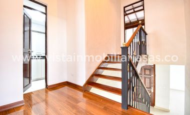 Arriendo Casa Comercial en el Sector de La Camelia, Manizales