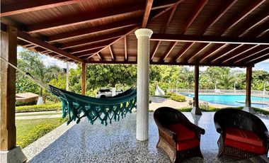 Finca Agroturismo En Venta En Alcala-Valle