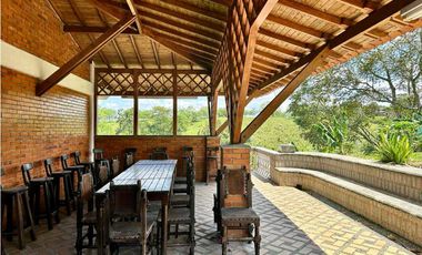 Finca Agroturismo En Venta En Alcala-Valle