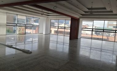 SE ARRIENDA EDIFICIO EN EL CHICO