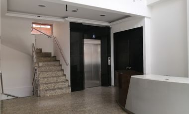 SE ARRIENDA EDIFICIO EN EL CHICO