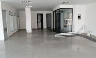 SE ARRIENDA EDIFICIO EN EL CHICO
