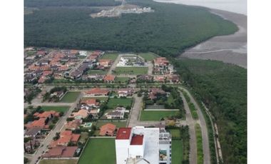 VENTA  TERRENO COSTA DEL ESTE 995 M2 CON SALIDA AL MAR MC