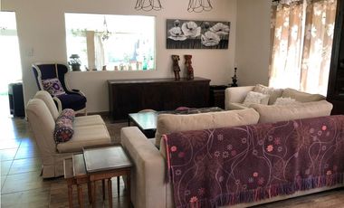 Venta casa en Chacras de Coria