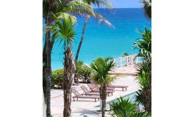 Penthouse en venta Cancún frente al mar y laguna –  Zona Hotelera