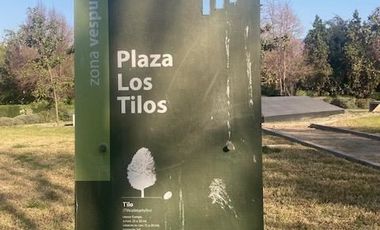 Sitio en Venta en Parque del Recuerdo Huechuraba