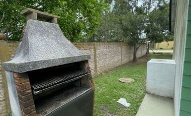 Casa en venta de 1 dormitorio c/ cochera en Berisso