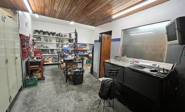 Venta Galpón sin columnas 330 m2. Florida Oeste