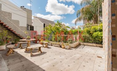 Venta Belgrano R Casa Lote Propio de 10x20 garage