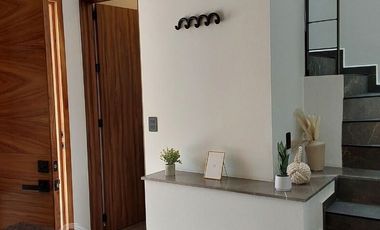 Casa  SAMOS  en condominio en Real de Valdepeñas, Zapopan