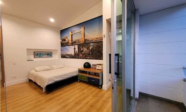 Casa Campestre Luxuri en via Palmas El Poblado  con vista a la Ciudad