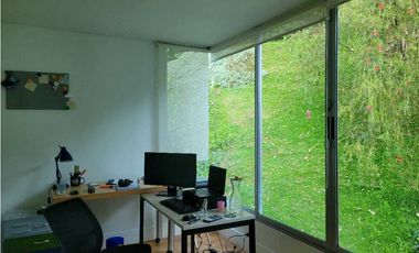 Casa Campestre Luxuri en via Palmas El Poblado  con vista a la Ciudad