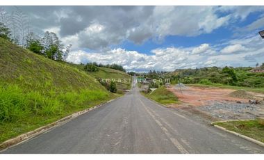 Venta de Lotes en Condominio Marinilla