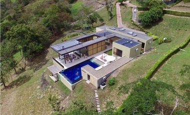 HERMOSA CASA PARA LA VENTA -  VILLETA - CUNDINAMARCA