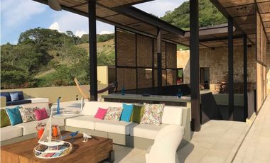 HERMOSA CASA PARA LA VENTA -  VILLETA - CUNDINAMARCA