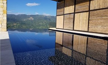 HERMOSA CASA PARA LA VENTA -  VILLETA - CUNDINAMARCA