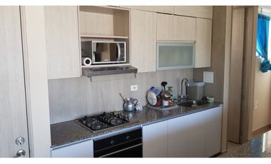 Apartamento con excelente vista cerca a Makro - 005