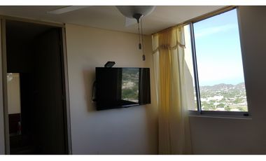 Apartamento con excelente vista cerca a Makro - 005